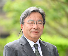 山本 泰三