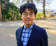 村中智明 研究室