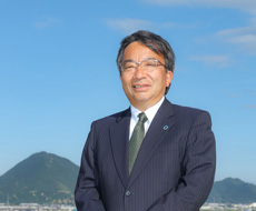 山本 泰三