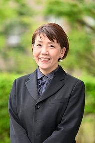山崎 英恵