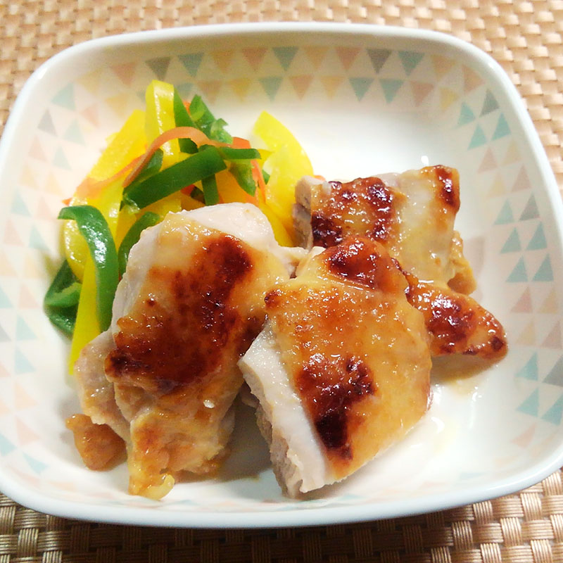 鶏肉の白味噌漬け焼き